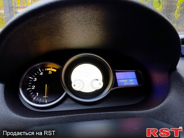 Рено Меган, объемом двигателя 1.5 л и пробегом 261 тыс. км за 6900 $, фото 5 на Automoto.ua