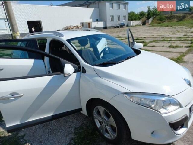 Рено Меган, объемом двигателя 1.4 л и пробегом 185 тыс. км за 6400 $, фото 11 на Automoto.ua