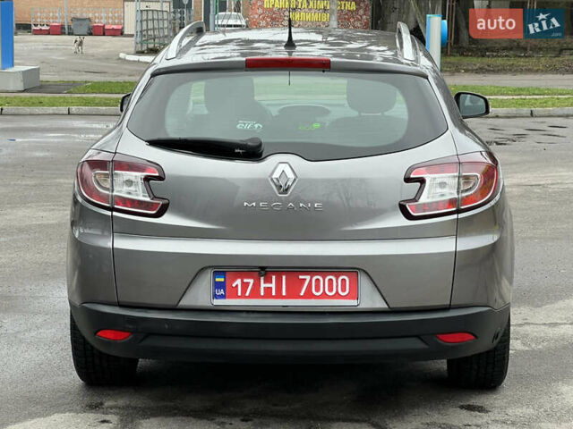 Рено Меган, объемом двигателя 1.6 л и пробегом 216 тыс. км за 6800 $, фото 10 на Automoto.ua