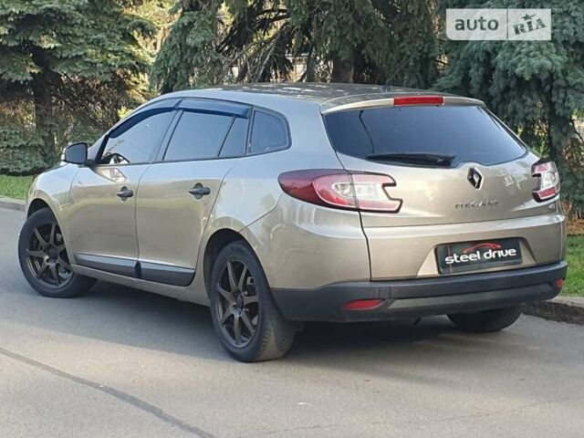 Рено Меган, об'ємом двигуна 1.5 л та пробігом 290 тис. км за 6899 $, фото 4 на Automoto.ua