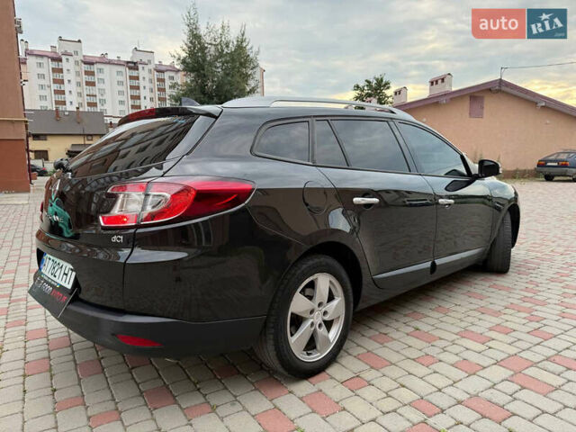 Рено Меган, объемом двигателя 1.5 л и пробегом 278 тыс. км за 6400 $, фото 14 на Automoto.ua