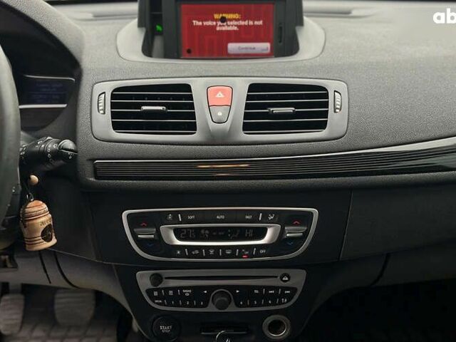 Рено Меган, объемом двигателя 1.5 л и пробегом 260 тыс. км за 7200 $, фото 23 на Automoto.ua