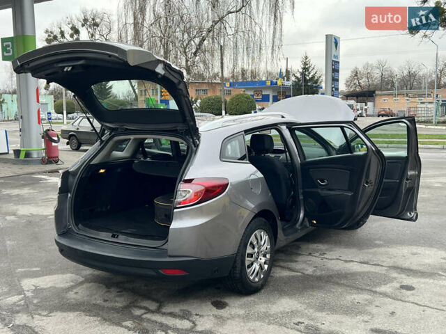 Рено Меган, объемом двигателя 1.6 л и пробегом 216 тыс. км за 6800 $, фото 56 на Automoto.ua