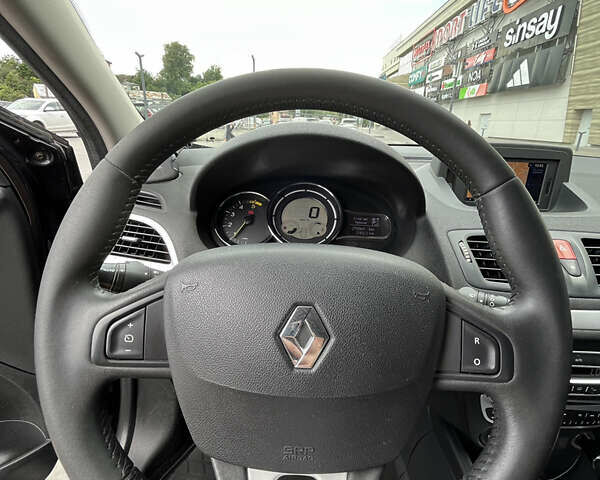 Рено Меган, объемом двигателя 1.46 л и пробегом 275 тыс. км за 7000 $, фото 15 на Automoto.ua