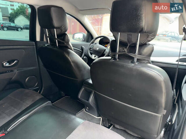 Рено Меган, объемом двигателя 1.5 л и пробегом 278 тыс. км за 6400 $, фото 69 на Automoto.ua