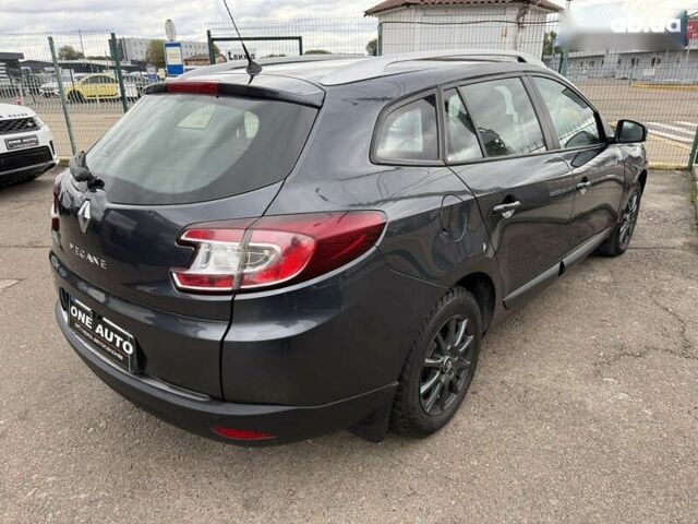 Рено Меган, объемом двигателя 0 л и пробегом 205 тыс. км за 7490 $, фото 4 на Automoto.ua