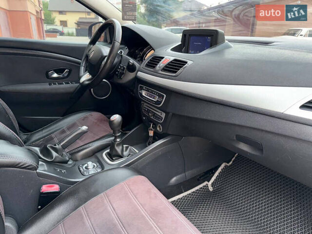 Рено Меган, объемом двигателя 1.5 л и пробегом 278 тыс. км за 6400 $, фото 74 на Automoto.ua