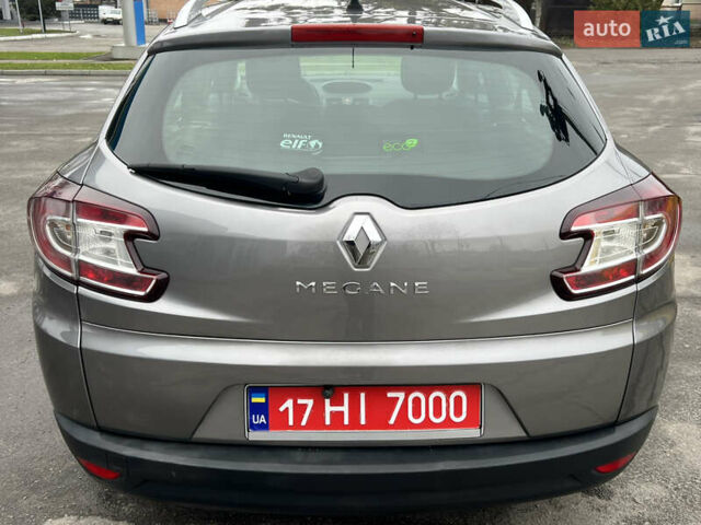 Рено Меган, объемом двигателя 1.6 л и пробегом 216 тыс. км за 6800 $, фото 22 на Automoto.ua