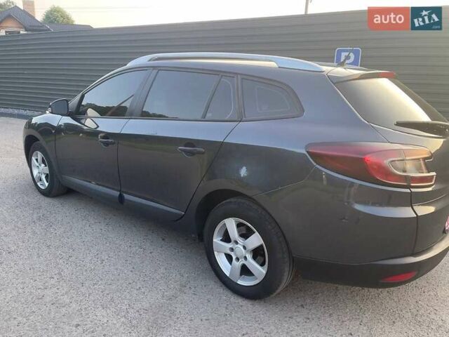 Рено Меган, объемом двигателя 1.6 л и пробегом 223 тыс. км за 6800 $, фото 10 на Automoto.ua