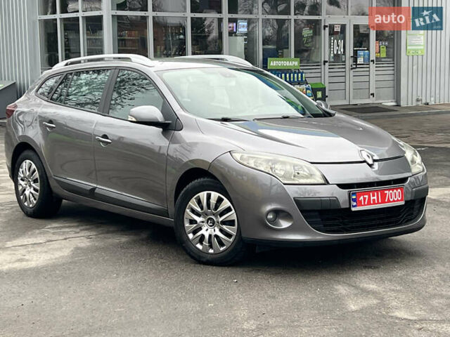 Рено Меган, объемом двигателя 1.6 л и пробегом 216 тыс. км за 6800 $, фото 6 на Automoto.ua