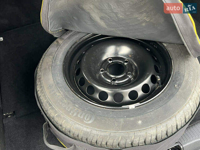 Рено Меган, объемом двигателя 1.6 л и пробегом 216 тыс. км за 6800 $, фото 49 на Automoto.ua