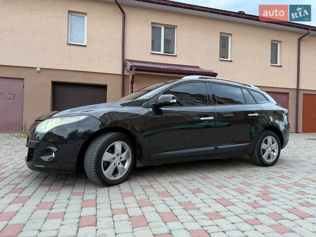 Рено Меган, объемом двигателя 1.5 л и пробегом 278 тыс. км за 6400 $, фото 3 на Automoto.ua