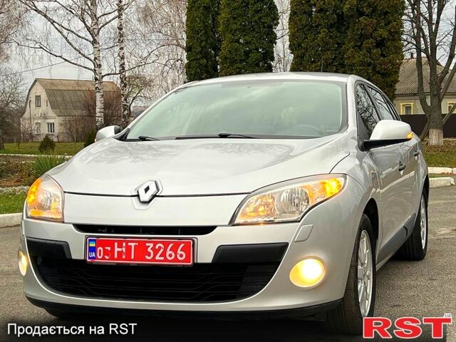 Рено Меган, об'ємом двигуна 1.6 л та пробігом 164 тис. км за 6799 $, фото 11 на Automoto.ua