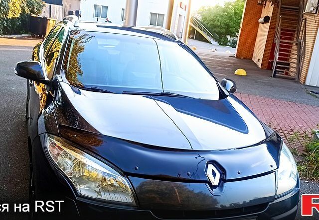 Рено Меган, объемом двигателя 1.6 л и пробегом 205 тыс. км за 7200 $, фото 6 на Automoto.ua