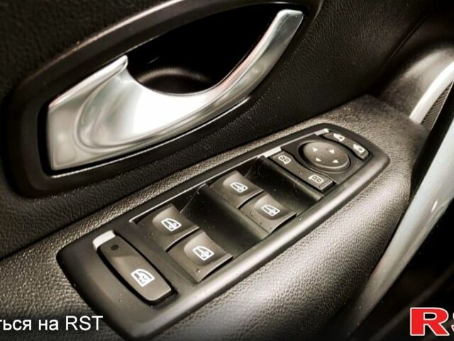 Рено Меган, объемом двигателя 1.9 л и пробегом 256 тыс. км за 8500 $, фото 6 на Automoto.ua
