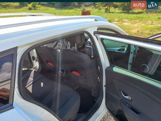 Рено Меган, объемом двигателя 1.4 л и пробегом 185 тыс. км за 6400 $, фото 10 на Automoto.ua