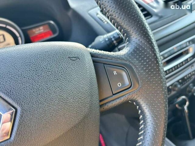 Рено Меган, объемом двигателя 1.5 л и пробегом 200 тыс. км за 7300 $, фото 18 на Automoto.ua