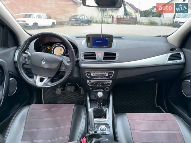 Рено Меган, объемом двигателя 1.5 л и пробегом 278 тыс. км за 6400 $, фото 61 на Automoto.ua