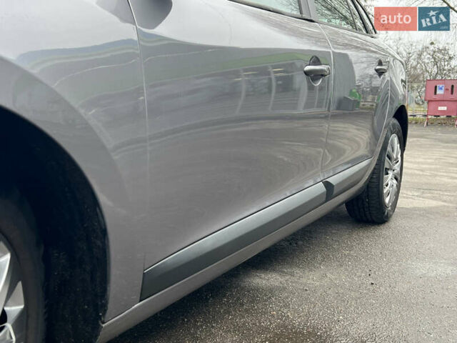 Рено Меган, объемом двигателя 1.6 л и пробегом 216 тыс. км за 6800 $, фото 15 на Automoto.ua