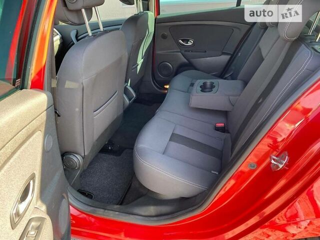 Рено Меган, объемом двигателя 0 л и пробегом 229 тыс. км за 7500 $, фото 11 на Automoto.ua