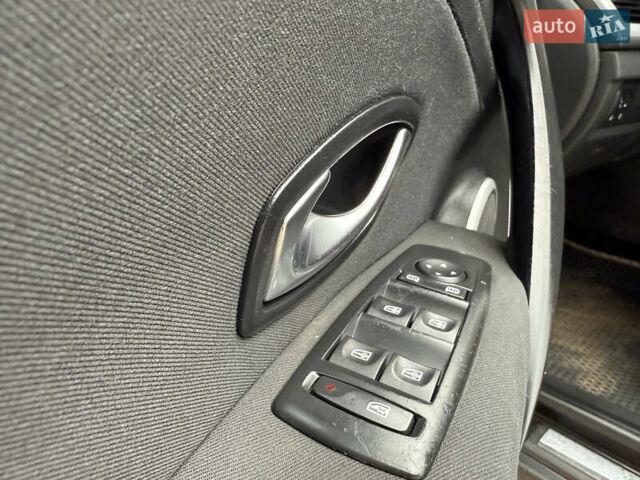 Рено Меган, объемом двигателя 1.5 л и пробегом 278 тыс. км за 6400 $, фото 40 на Automoto.ua