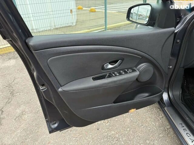 Рено Меган, объемом двигателя 0 л и пробегом 205 тыс. км за 7490 $, фото 8 на Automoto.ua