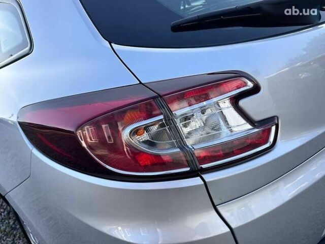 Рено Меган, объемом двигателя 1.5 л и пробегом 200 тыс. км за 7300 $, фото 9 на Automoto.ua