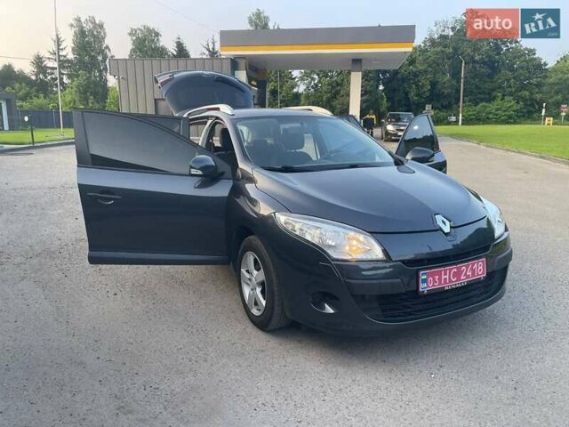 Рено Меган, объемом двигателя 1.6 л и пробегом 223 тыс. км за 6800 $, фото 34 на Automoto.ua