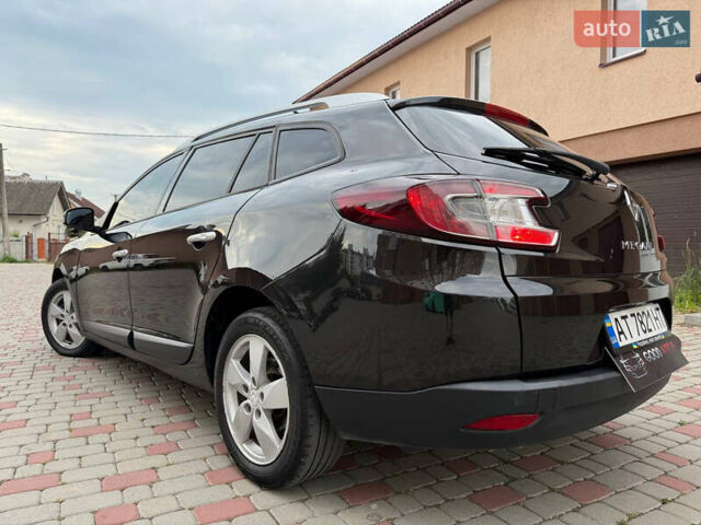 Рено Меган, объемом двигателя 1.5 л и пробегом 278 тыс. км за 6400 $, фото 9 на Automoto.ua