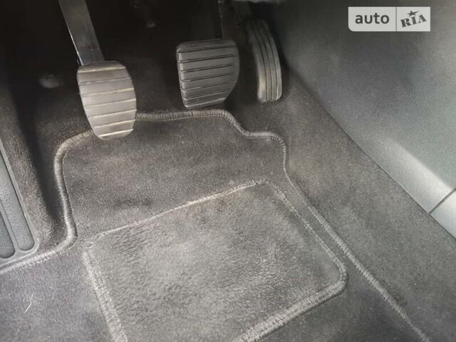 Рено Меган, объемом двигателя 0 л и пробегом 229 тыс. км за 7500 $, фото 9 на Automoto.ua