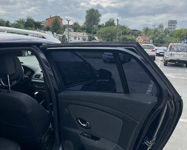 Рено Меган, объемом двигателя 1.46 л и пробегом 275 тыс. км за 7000 $, фото 43 на Automoto.ua