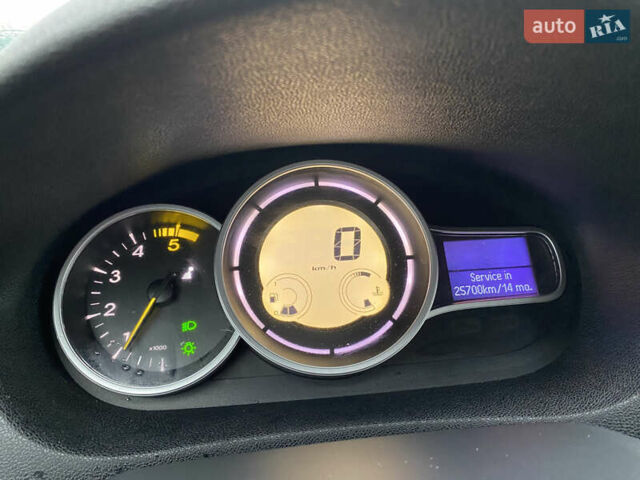 Рено Меган, объемом двигателя 1.9 л и пробегом 247 тыс. км за 6100 $, фото 7 на Automoto.ua