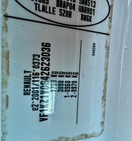 Рено Меган, объемом двигателя 1.4 л и пробегом 178 тыс. км за 5799 $, фото 30 на Automoto.ua