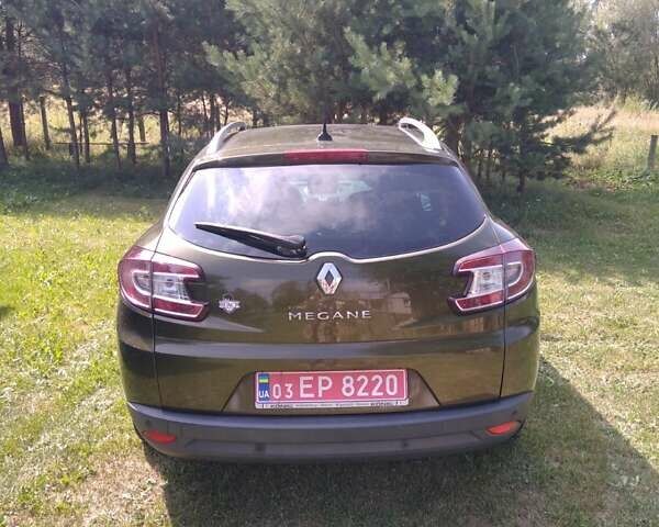 Рено Меган, объемом двигателя 1.6 л и пробегом 240 тыс. км за 6500 $, фото 8 на Automoto.ua