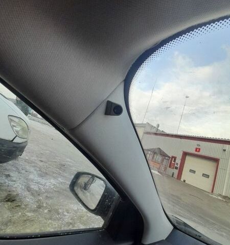 Рено Меган, объемом двигателя 1.46 л и пробегом 218 тыс. км за 6800 $, фото 32 на Automoto.ua