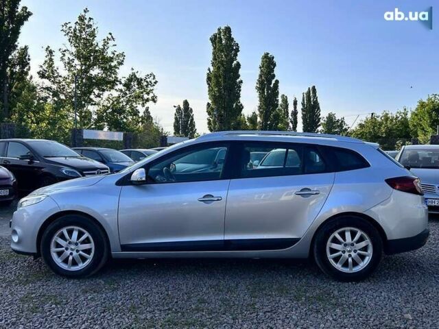 Рено Меган, объемом двигателя 1.5 л и пробегом 200 тыс. км за 7300 $, фото 7 на Automoto.ua