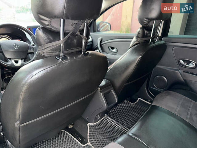 Рено Меган, объемом двигателя 1.5 л и пробегом 278 тыс. км за 6400 $, фото 60 на Automoto.ua