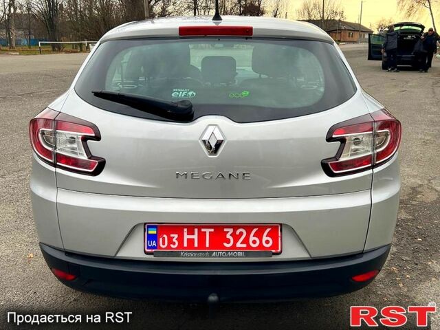 Рено Меган, об'ємом двигуна 1.6 л та пробігом 164 тис. км за 6799 $, фото 4 на Automoto.ua