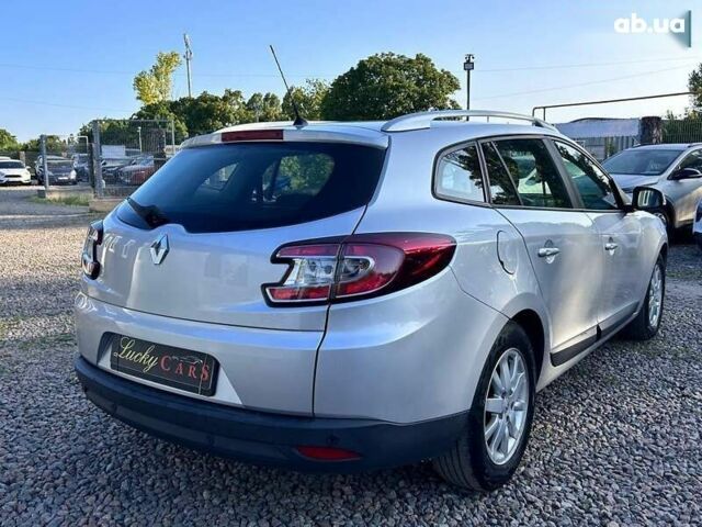 Рено Меган, объемом двигателя 1.5 л и пробегом 200 тыс. км за 7300 $, фото 4 на Automoto.ua