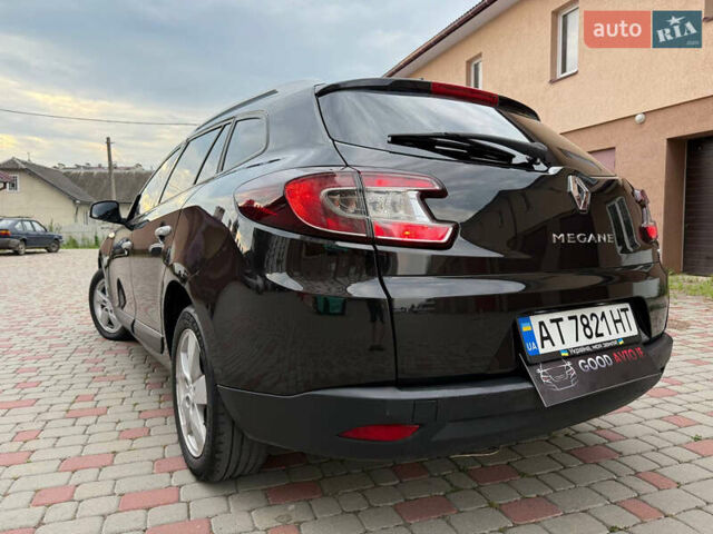 Рено Меган, объемом двигателя 1.5 л и пробегом 278 тыс. км за 6400 $, фото 10 на Automoto.ua