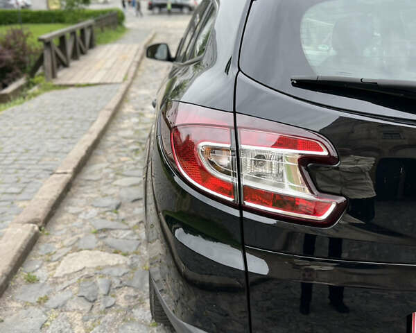 Рено Меган, объемом двигателя 0 л и пробегом 166 тыс. км за 8200 $, фото 13 на Automoto.ua