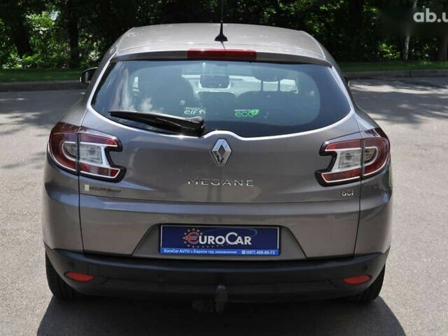 Рено Меган, объемом двигателя 1.6 л и пробегом 247 тыс. км за 8500 $, фото 9 на Automoto.ua