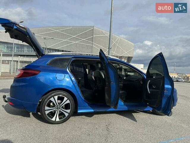 Рено Меган, объемом двигателя 1.5 л и пробегом 229 тыс. км за 8300 $, фото 5 на Automoto.ua