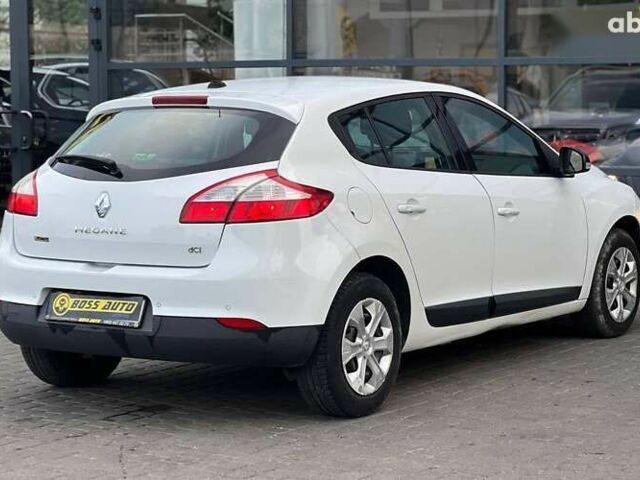 Рено Меган, объемом двигателя 1.5 л и пробегом 188 тыс. км за 7700 $, фото 6 на Automoto.ua