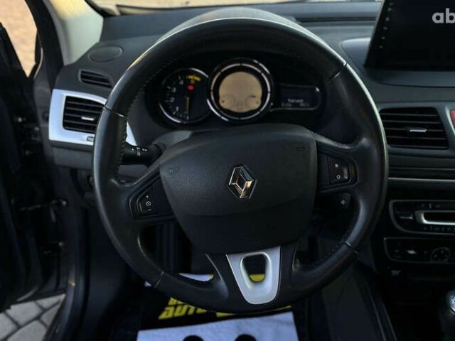 Рено Меган, объемом двигателя 1.5 л и пробегом 208 тыс. км за 7800 $, фото 9 на Automoto.ua