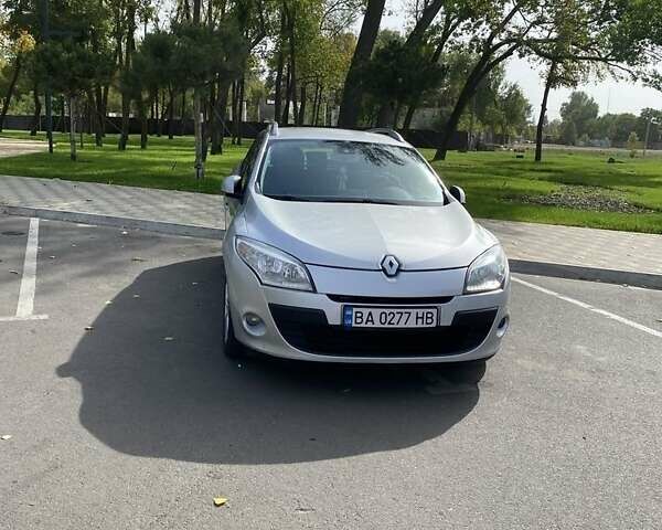 Рено Меган, об'ємом двигуна 1.5 л та пробігом 287 тис. км за 8500 $, фото 1 на Automoto.ua