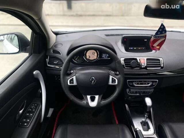 Рено Меган, объемом двигателя 1.5 л и пробегом 240 тыс. км за 7490 $, фото 29 на Automoto.ua