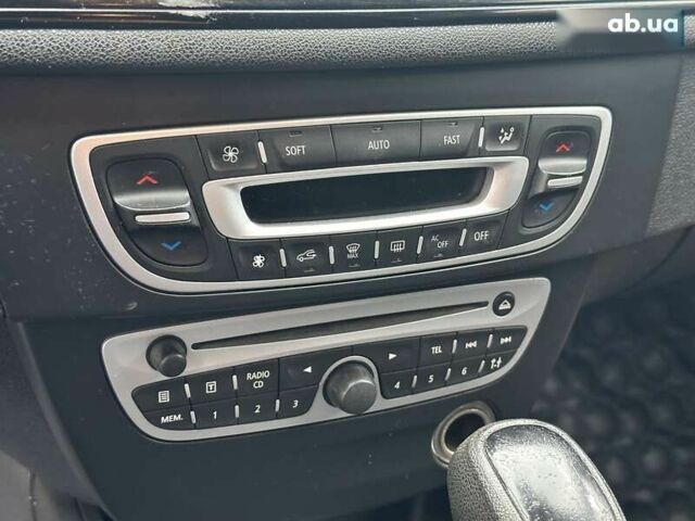 Рено Меган, объемом двигателя 1.6 л и пробегом 298 тыс. км за 6990 $, фото 22 на Automoto.ua