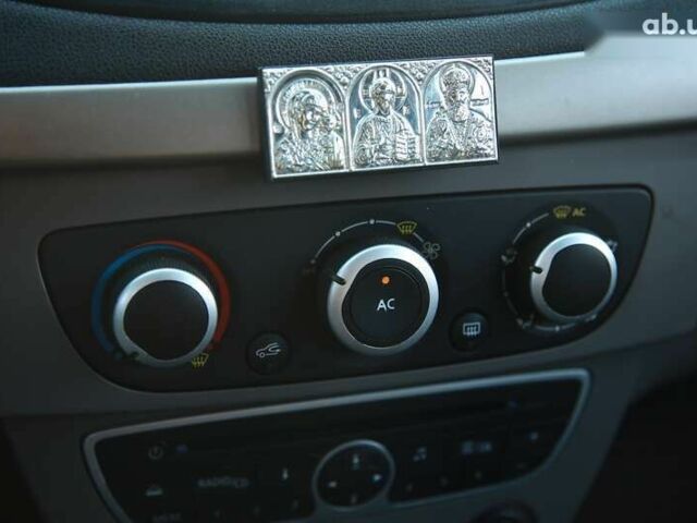 Рено Меган, объемом двигателя 0 л и пробегом 211 тыс. км за 8000 $, фото 15 на Automoto.ua