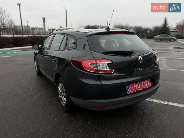 Рено Меган, объемом двигателя 1.6 л и пробегом 192 тыс. км за 7900 $, фото 26 на Automoto.ua